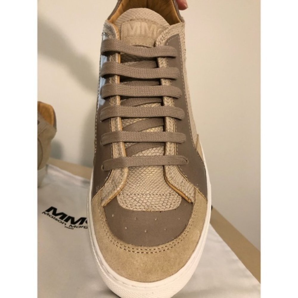 Unisex MM6 Maison Margiela embossed lowtop sneaker - Picture 7 of 12